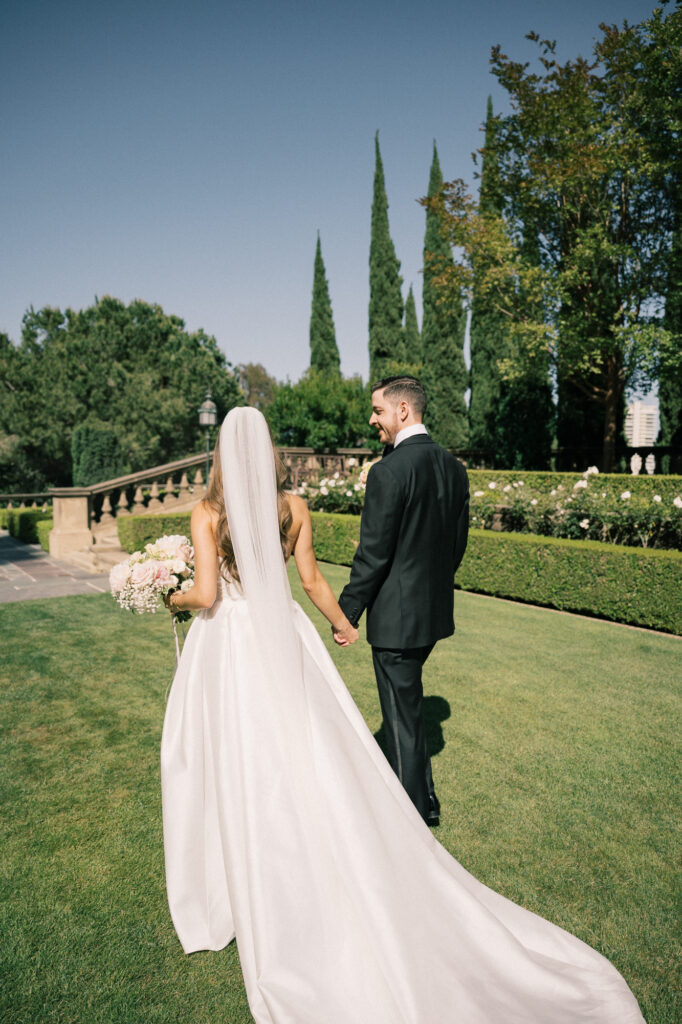 greystone mansion wedding bride and groom photographed by Xenia Park