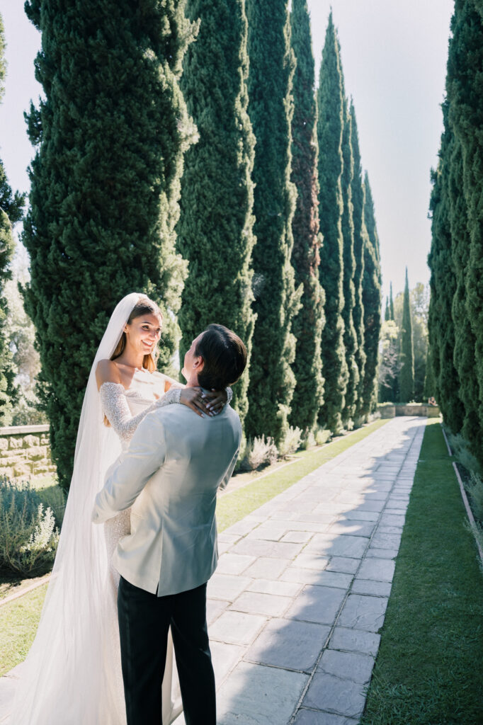 bride and groom at Greystone Mansion wedding